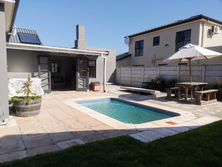 3 Bedroom Property for Sale in Sonkring Western Cape